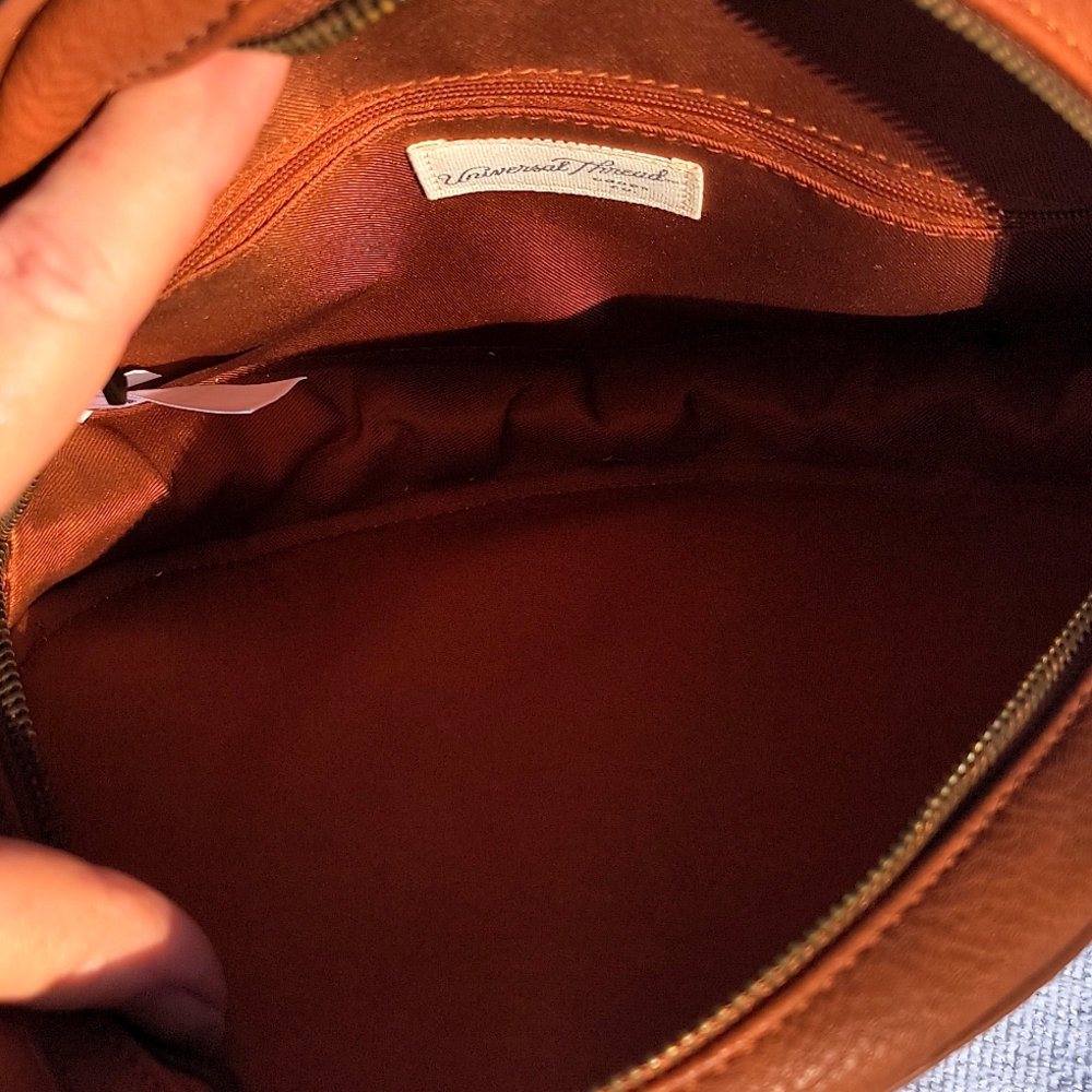 Universal Thread Circle Bag Nwot - image 4